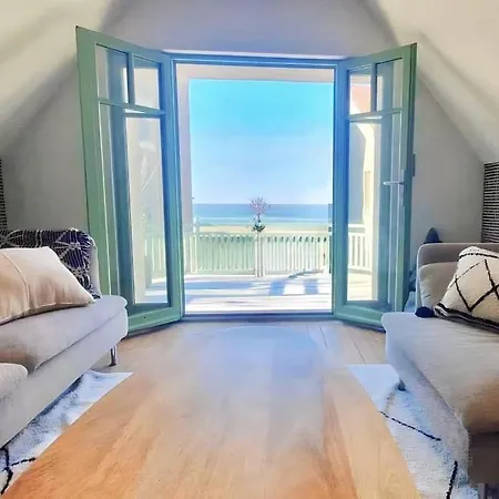 Villa De Luxe Face A La - 3763