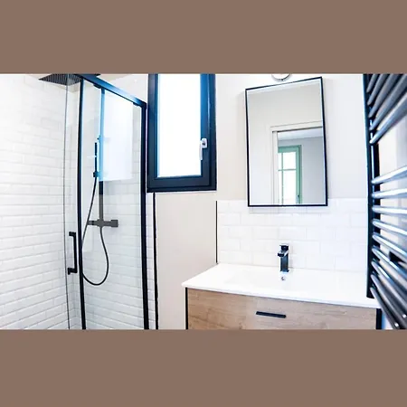 De Luxe Face A La - 3763 Villa
